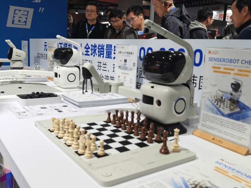  AWE2026双区并进，规模跃升开启全球视野；东方枢纽政策加持，AI创新引领智慧生活。 家电市场