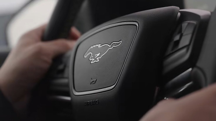 车企生存进化论:深度行业数据分析与整合策略指南 企业服务