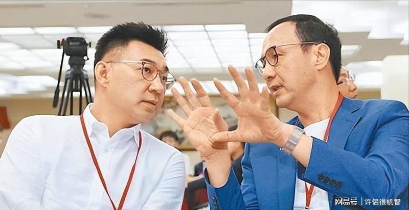  韩国瑜沉默博弈论：蓝营集体倒戈背后的政治精算与权力平衡 新闻