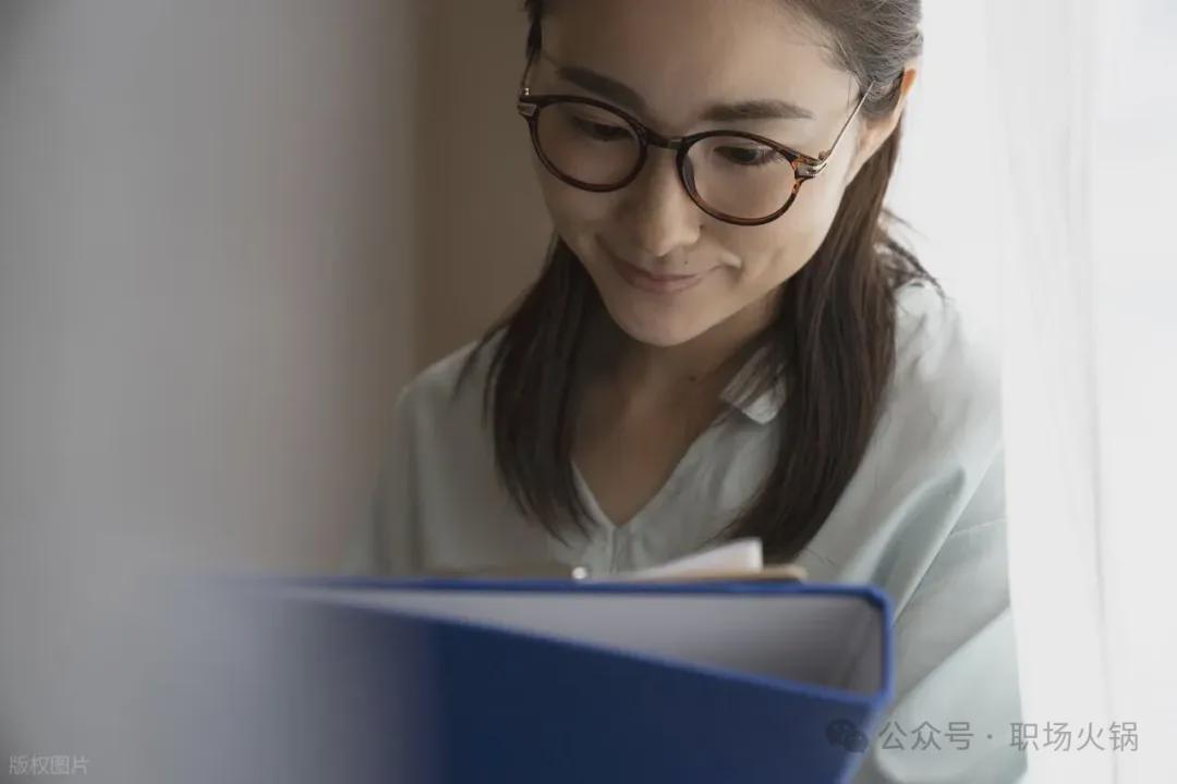 职场数据管理体系的系统性缺陷与专业人员的隐性价值 企业服务 职场数据管理体系的系统性缺陷与专业人员的隐性价值 企业服务